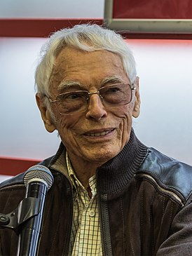 Александру Зацепину 98 лет - источник: Википедия